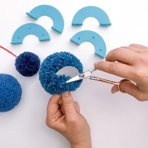 applique scissors prym pompom
